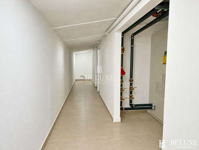 ALQUILER DE LOCAL COMERCIAL F&F TOWER PB (20) - Imagen 10