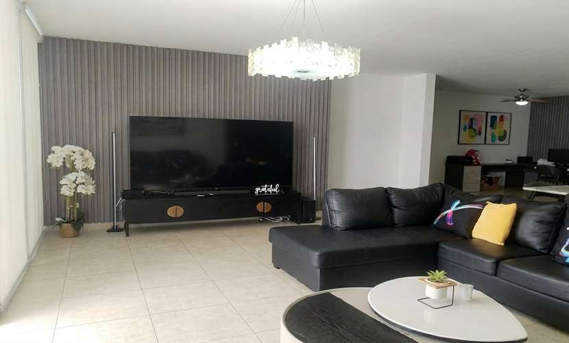 Apartamento en Avenida Balboa | con balcón y vista al mar - Imagen 7