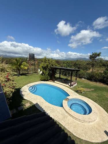 ALQUILER DE AMPLIA CASA CON PISCINA PRIVADA EN LAS LAJAS DE CHAME – AMOBLADA Y EQUIPADA