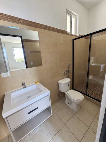 Apartamento renovado en venta en PH Palmeira, El Ingenio – $115,000