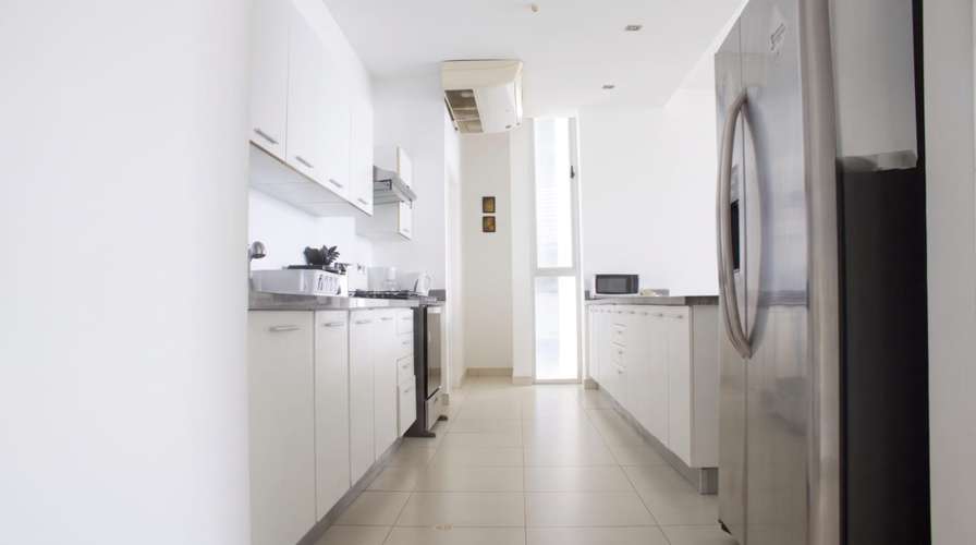  AVENIDA BALBOA I AMOBLADO I 4 RECAMARAS I 308 M² I BALCON + VISTA AL MAR