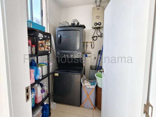 Apartamento amoblado en alquiler en Avenida Balboa 27MAM2447