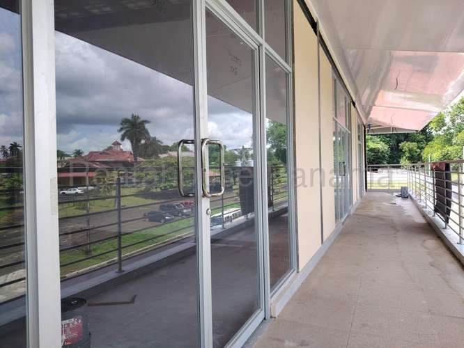  ¡El espacio ideal para tu negocio a estrenar! Locales comerciales en la exclusiva comunidad de Margarita, Colón. - Imagen 5