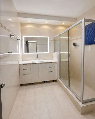 Alquiler de casa en Colón – Residencial privado-Cuenta con paneles solares - Imagen 6