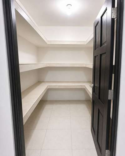 Alquiler de casa en Colón – Residencial privado-Cuenta con paneles solares - Imagen 11