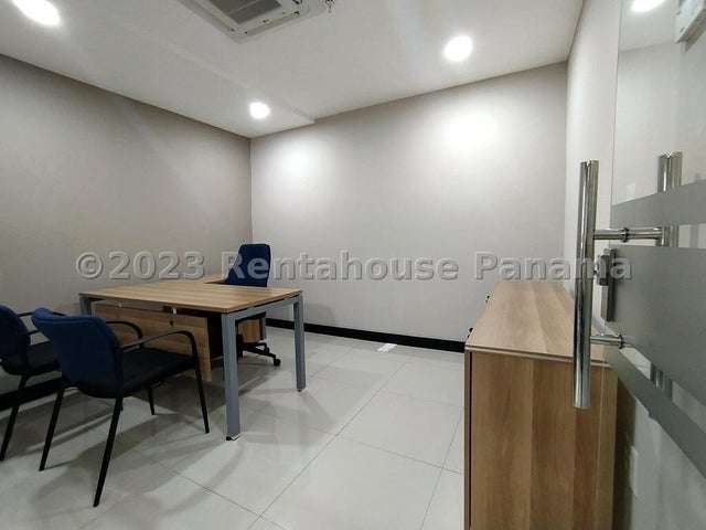 Oficina Comercial en Alquiler en Calle 50 JG - Imagen 12