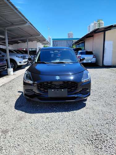 2025 Suzuki Swift - 3308 km - garantía de agencia hasta agosto 2028 - Imagen 8