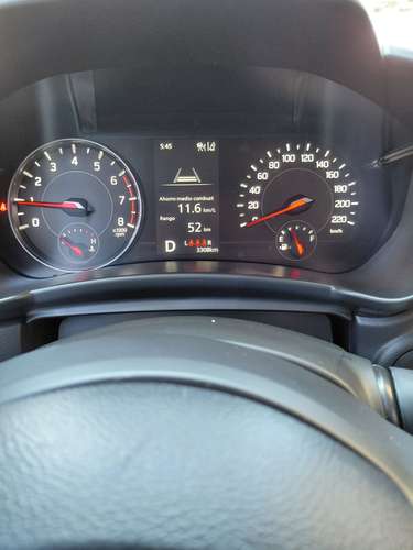 2025 Suzuki Swift - 3308 km - garantía de agencia hasta agosto 2028 - Imagen 14