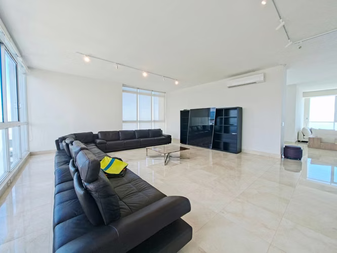 VITRI Penthouse impecable 636m2 $1,600,000 - Imagen 10