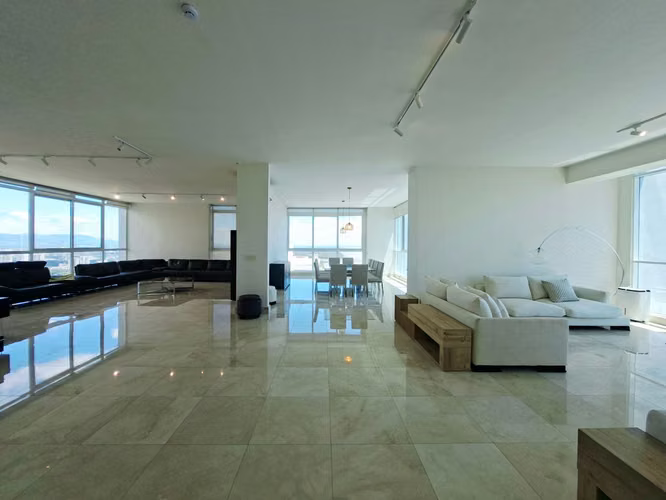 VITRI Penthouse impecable 636m2 $1,600,000 - Imagen 5