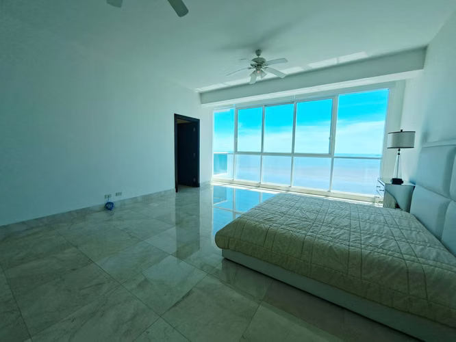 VITRI Penthouse impecable 636m2 $1,600,000 - Imagen 16