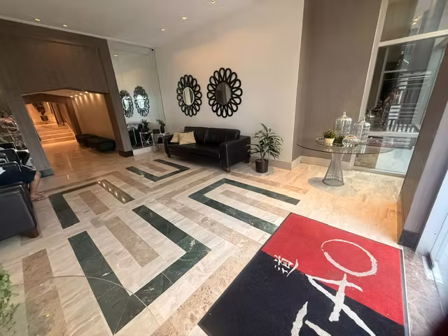 Espectacular en San Francisco de 250m Unico con terraza en piso bajo - Imagen 3