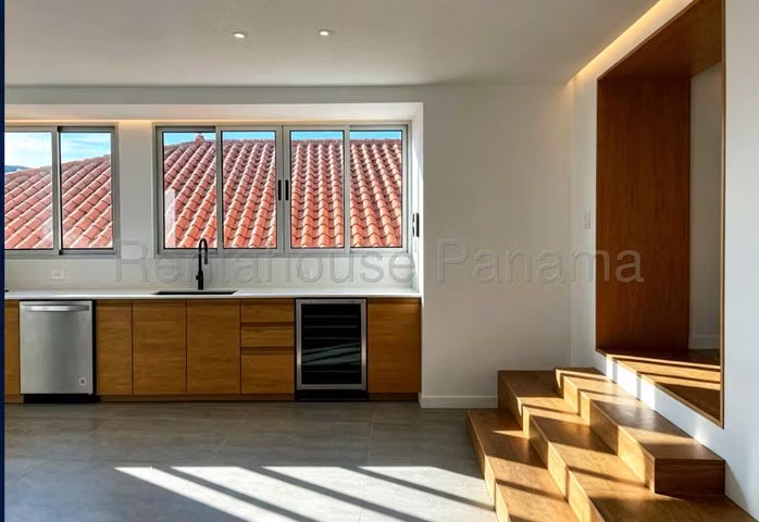 Apartamento en Venta en Casco Antiguo JG