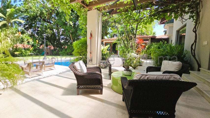 Casa en Alquiler Altos del Golf 26EPP8360
