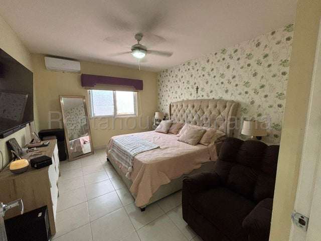 Alquiler de casa en Versales, Quintas de Versalles IH27-2833