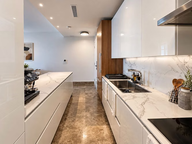 2 Bedroom Ocean View Condo at YOO Panama – Avenida Balboa - Imagen 4