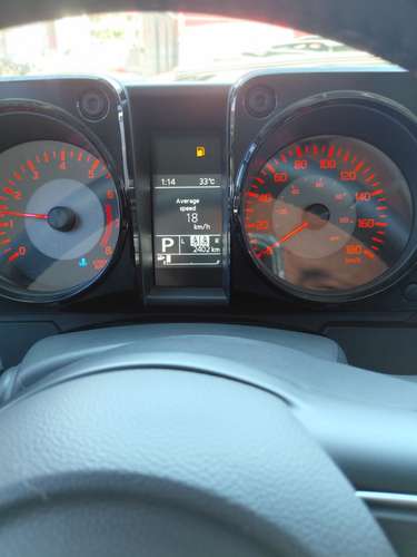 2025 Suzuki Jimny GLX - 2402 km - Garantía de agencia hasta noviembre 2028 - Imagen 13