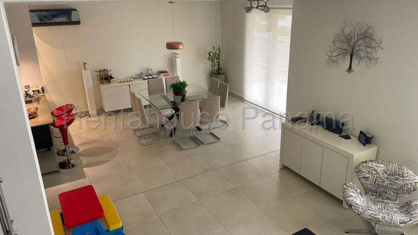 Alquiler de Casa en Costa Sur 27LBR1893 - Imagen 7