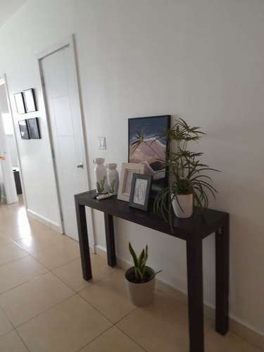 Alquiler PH Oasis On The Bay Piso Alto Vista al Mar Amob - Imagen 6