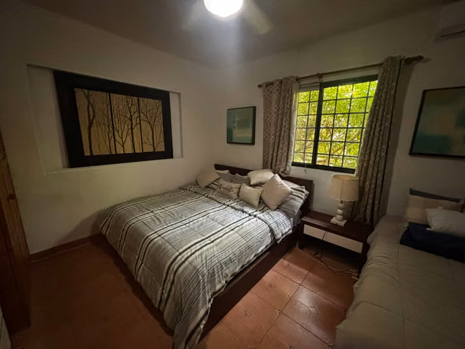 4 Bedroom Home with Pool in Coronado - Imagen 6