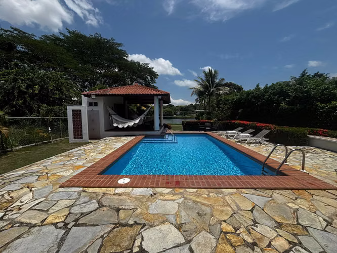 4 Bedroom Home with Pool in Coronado - Imagen 3