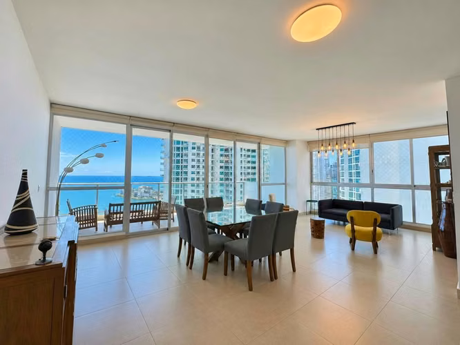Venta Pta Pacífica | P.H. Oceanaire | Vista Frontal al Mar ($450,000)