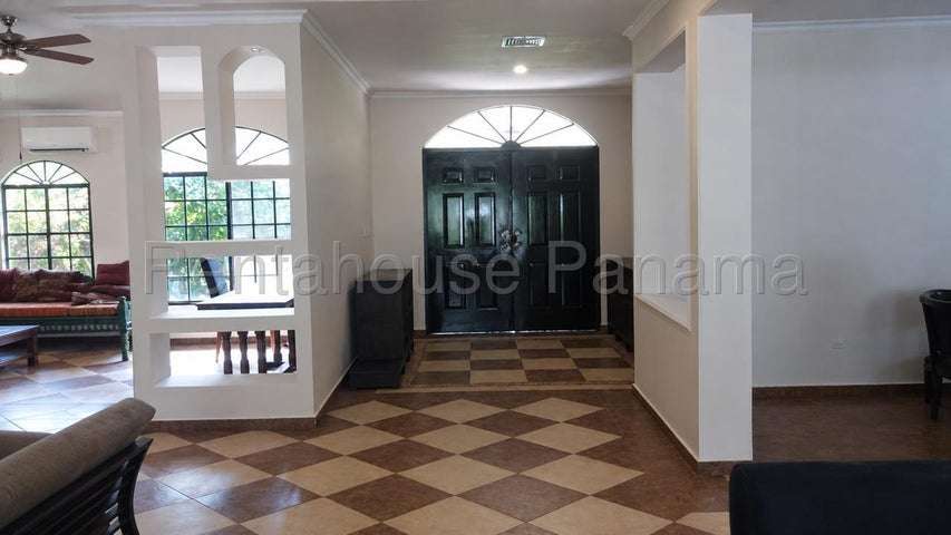 Casa Amoblada en Alquiler en Albrook CIG272936 - Imagen 3