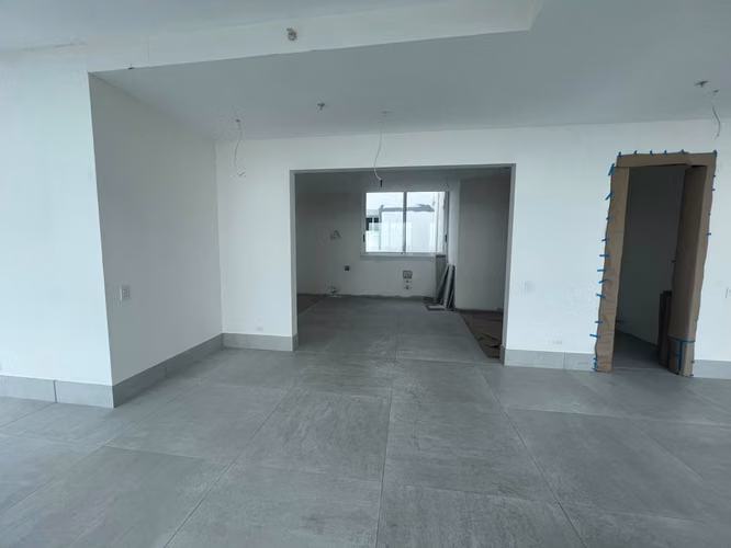 VENTA- PENTHOUSE DE 3 NIVELES CON TERRAZA EN PH ASIA COSTA DEL MAR