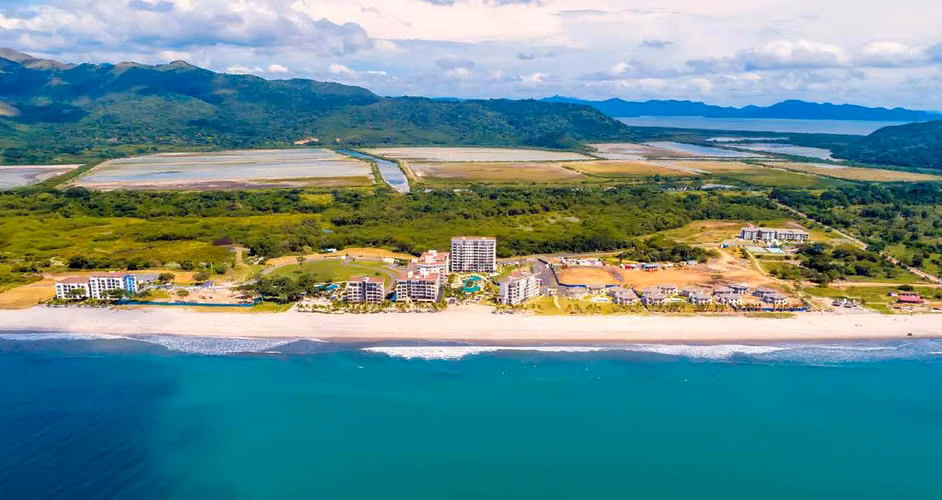 Condominio con Vista al Mar en Panamá