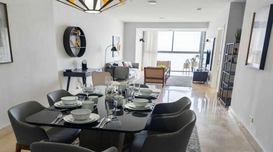 ! Apartamento en Avenida Balboa PH yoo I 2 Rec I Amoblado I con balcón y vista al mar - Imagen 4
