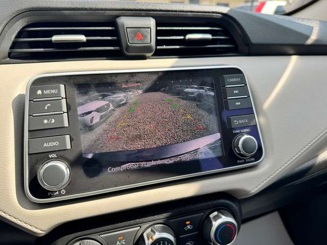 Nissan Versa 2023 - Imagen 15