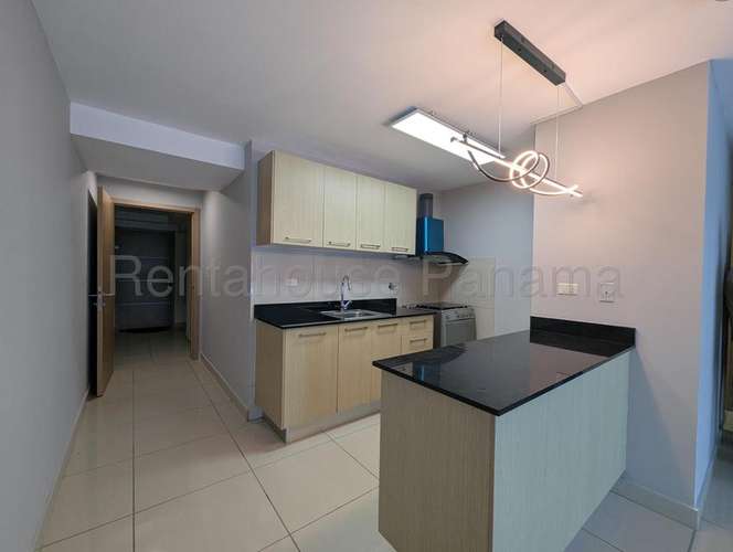 Alquiler Apartamento en Via España, Carrasquilla, Panamá. MAR27-2985