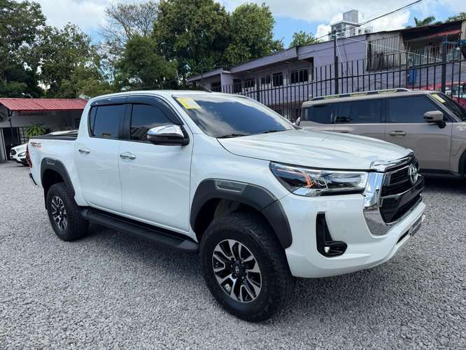 Toyota Hilux 2022 - Imagen 4