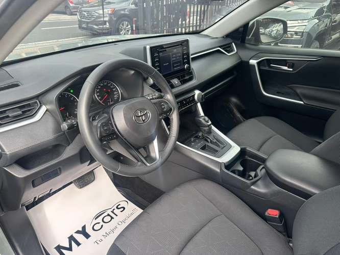 Toyota RAV4 2019 - Imagen 11