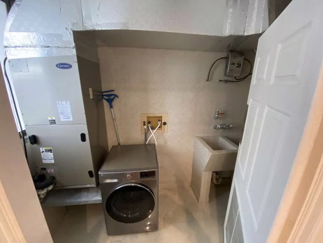 En alquiler espectacular apartamento amoblado en Coral Reef Av. Balboa - Imagen 9