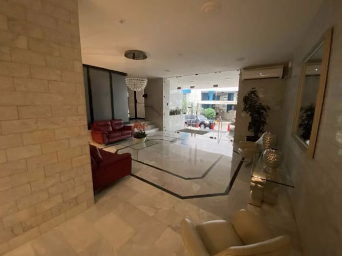 En alquiler espectacular apartamento amoblado en Coral Reef Av. Balboa - Imagen 2