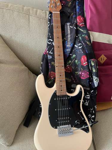 Guitarra  más Amplificador 