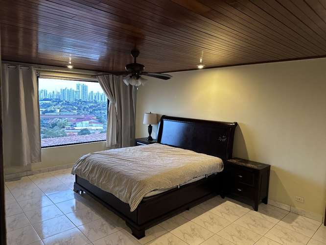 Exclusiva residencia de 4 recámaras con piscina y jardín en Altos de Betania, Ciudad de Panamá - Imagen 6