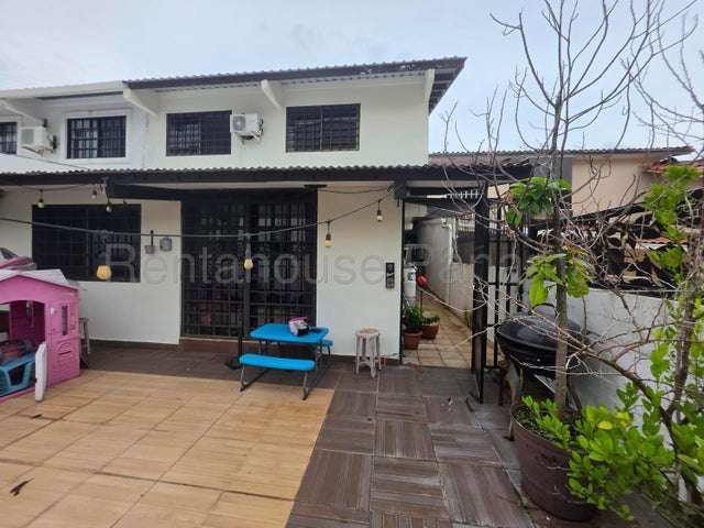 SE VENDE CASA DE 3 NIVELES EN URBANIZACION LIMAJO/ALTOS DE PANAMÁ 27-2837/GMB
