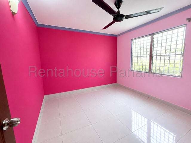 SE VENDE AMPLIA CASA DE 315.50 Mts EN ALTOS DE PANAMÁ 27-2623/GMB - Imagen 9