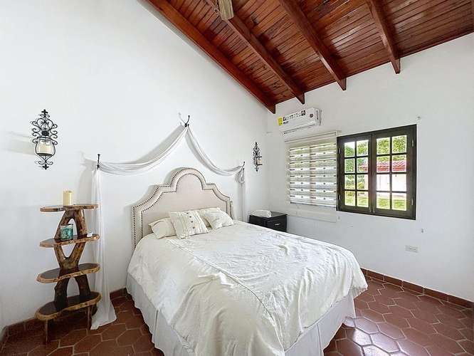 Venta de casa de campo con piscina en la carretera hacia Playa Juan Hombrón - Imagen 14