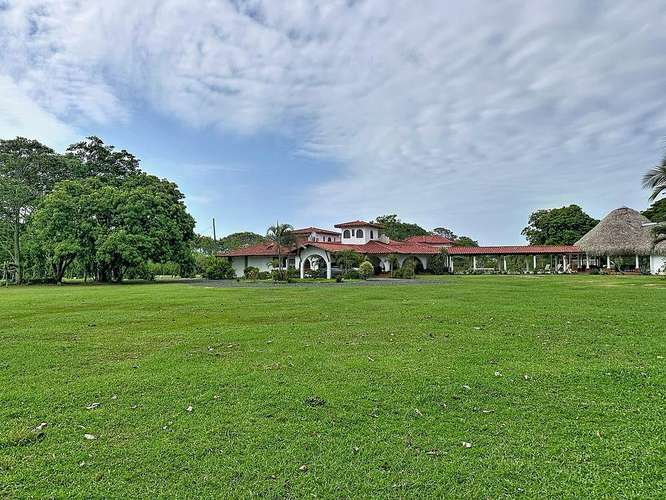 Venta de casa de campo con piscina en la carretera hacia Playa Juan Hombrón - Imagen 18
