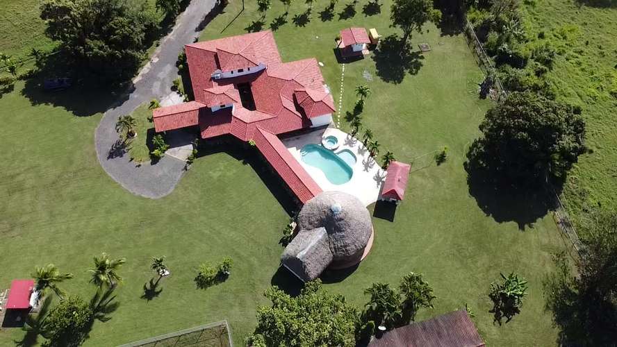 Venta de casa de campo con piscina en la carretera hacia Playa Juan Hombrón - Imagen 3