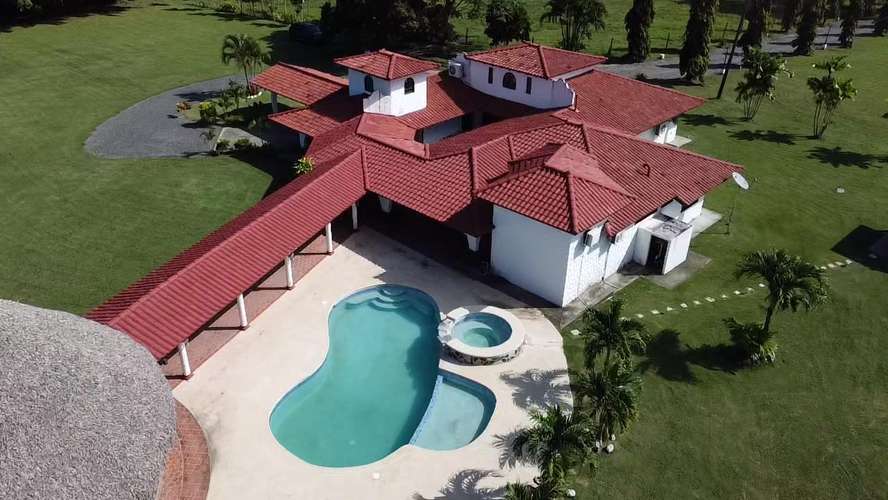 Venta de casa de campo con piscina en la carretera hacia Playa Juan Hombrón - Imagen 2