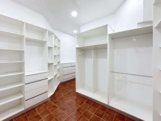 Venta de casa de campo con piscina en la carretera hacia Playa Juan Hombrón - Imagen 17