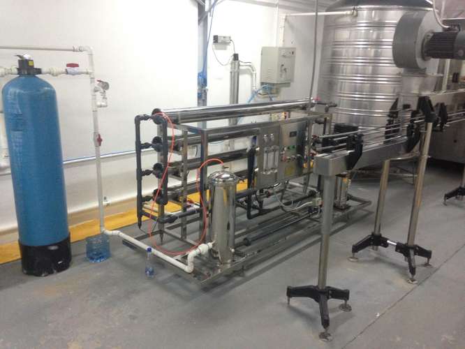 VENDO Negocio Planto de Embotelladora 100% ACTIVA en Tocumen. 500m2.MAG