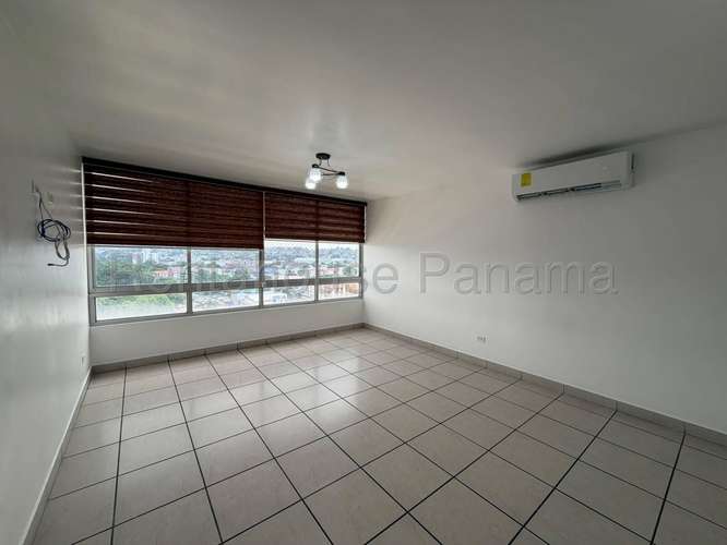 Alquiler de Apartamento en Via España 27-2424