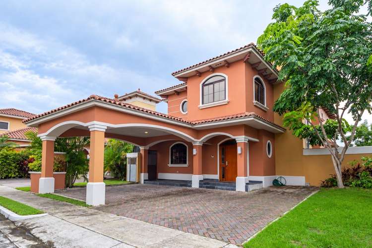 CASA EN El DORAL - COSTA SUR - VENTA