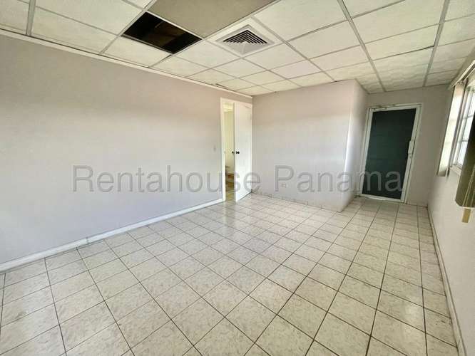 ALQUILO Galera en Parque Lefevre 500m2. MAG