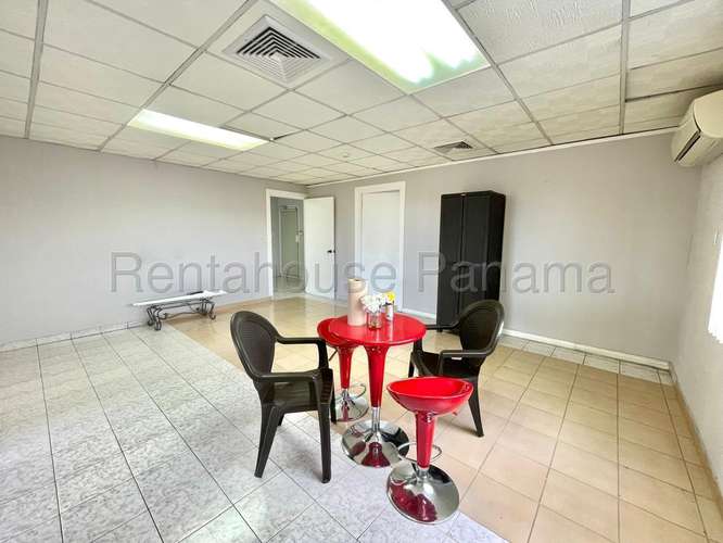 ALQUILO Galera en Parque Lefevre 500m2. MAG